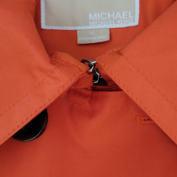 Michael Kors Double-breasted Trench Coat - Picture 4 of 6